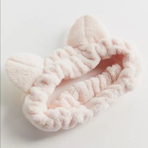 Cozy ears spa headband